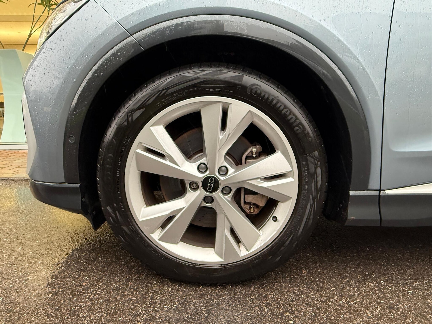 Used Audi Q4 e-tron 2023 for sale - 77230197: Photo 32