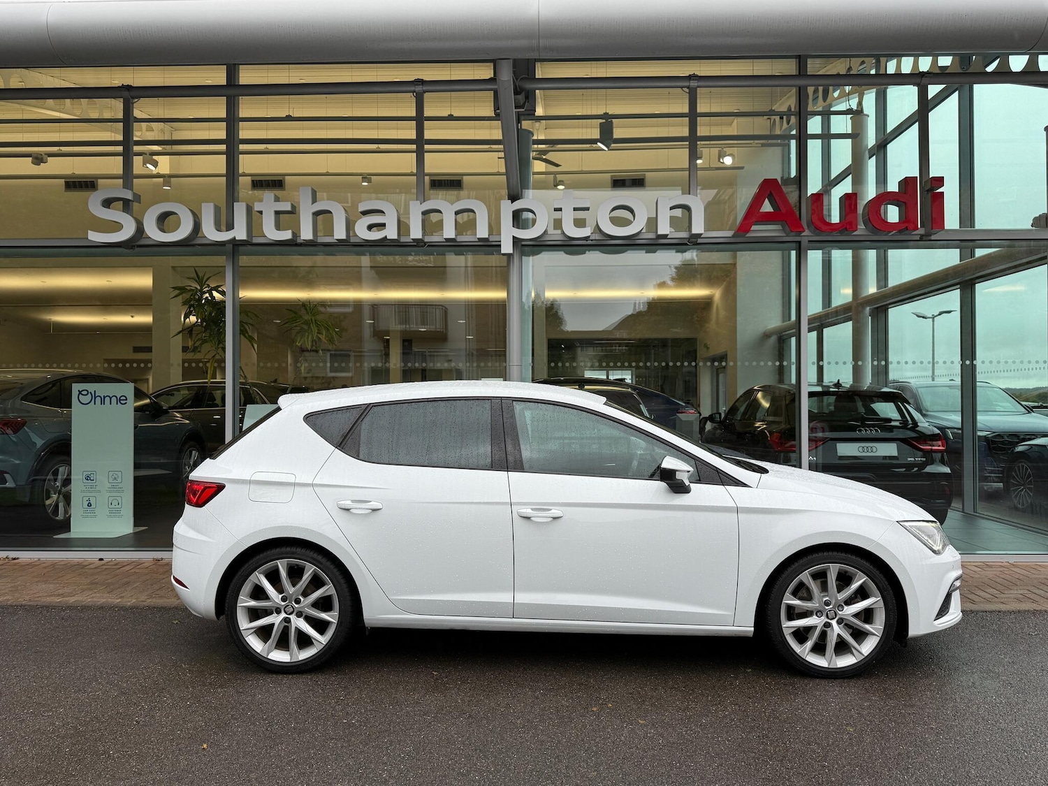 Used SEAT Leon 2019 for sale - 76167297: Photo 2