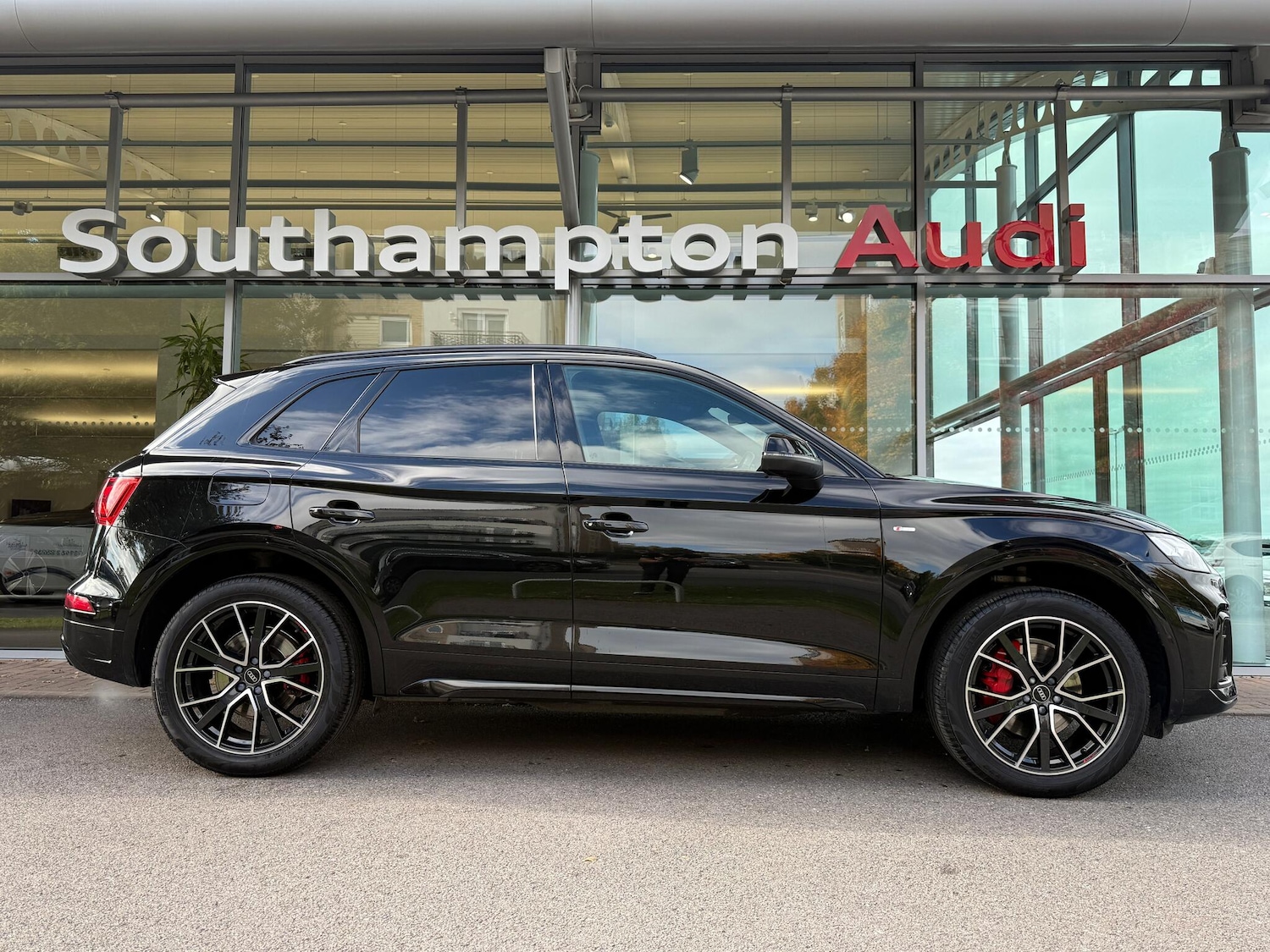 Used Audi Q5 2022 for sale - 76260438: Photo 2