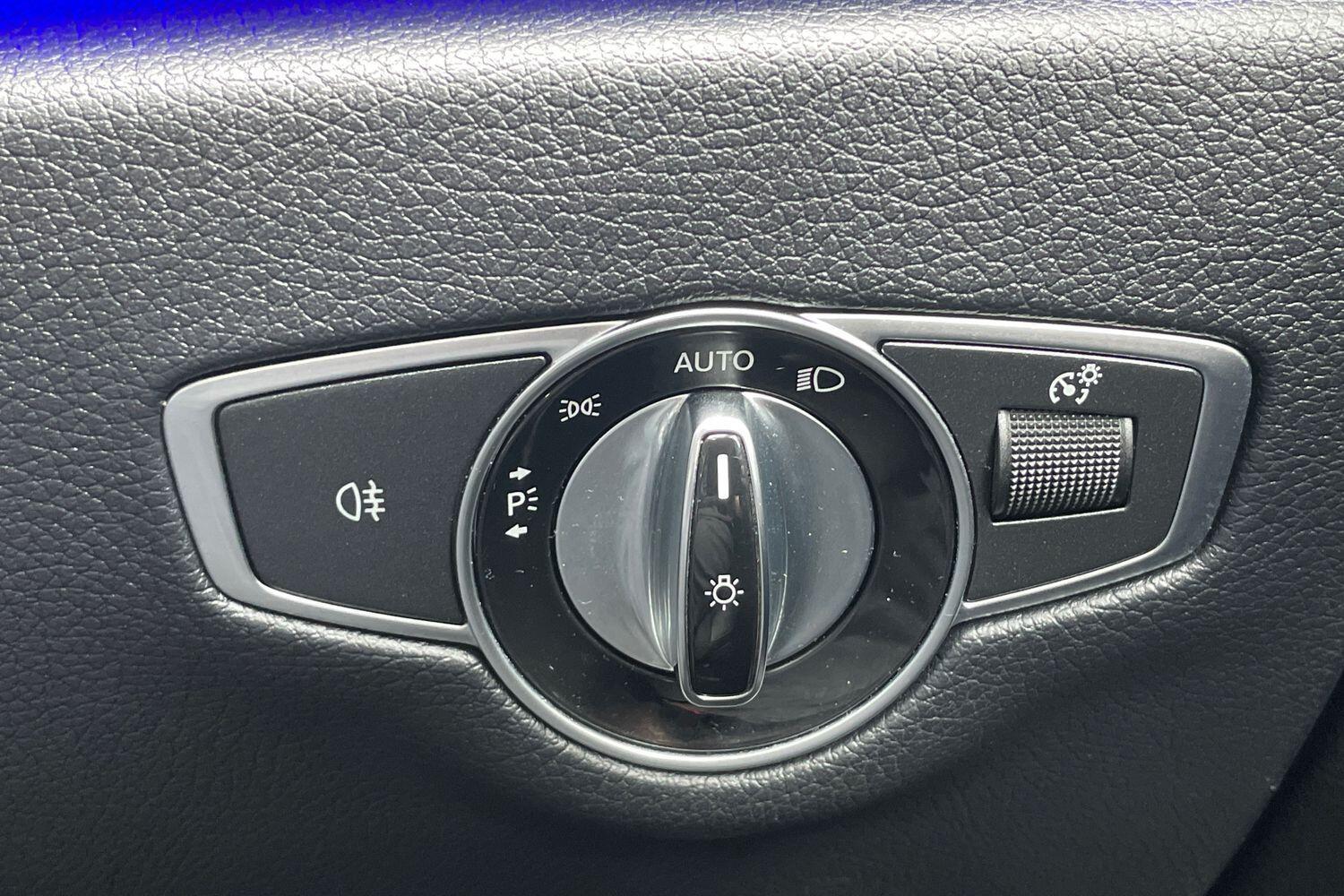 Used Mercedes-Benz E Class 2019 for sale - 77560028: Photo 55