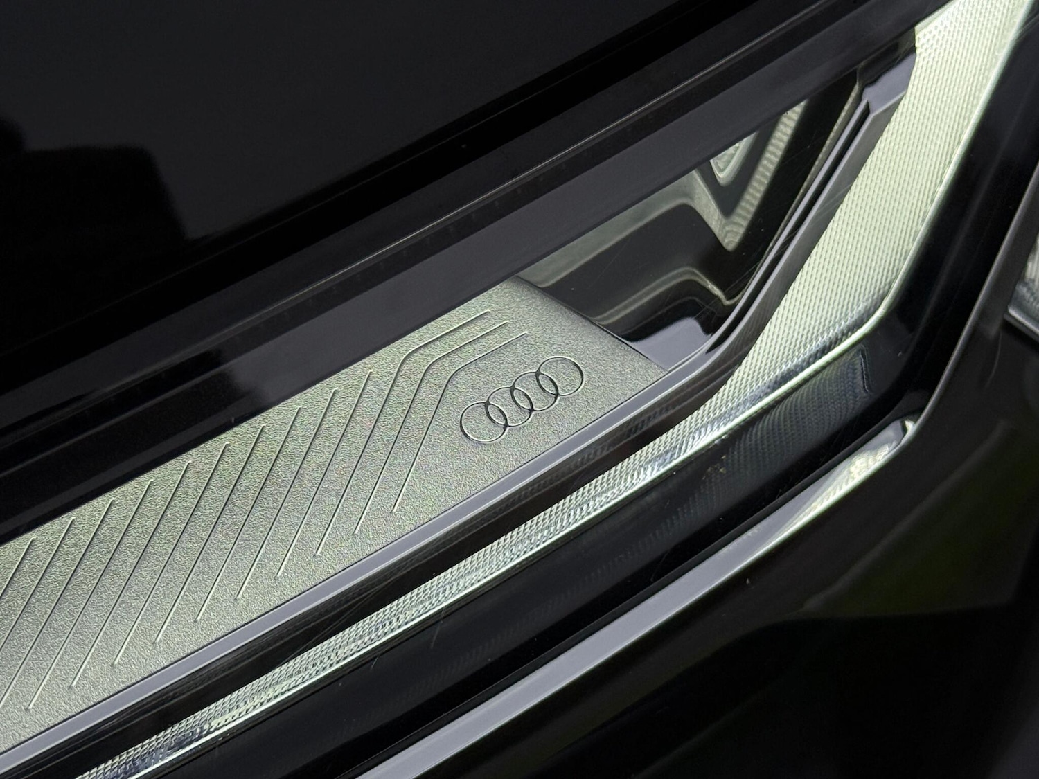 Used Audi Q5 for sale - 76886507: Photo 65