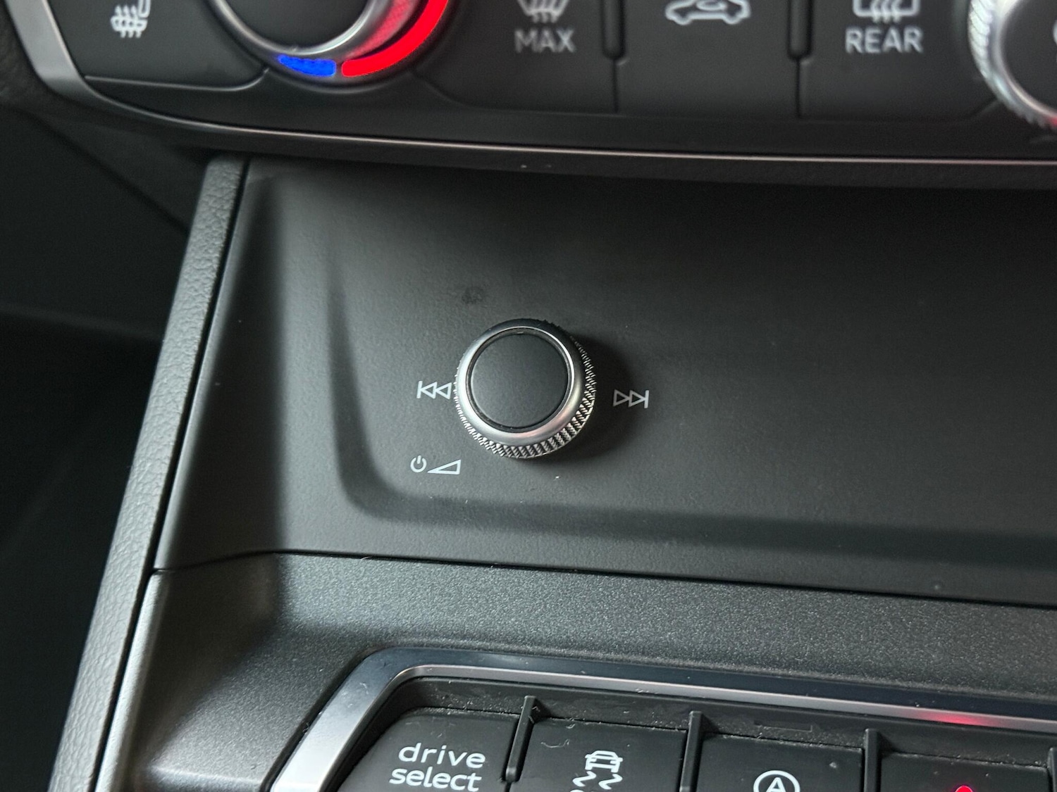 Used Audi Q3 2022 for sale - 76689550: Photo 23