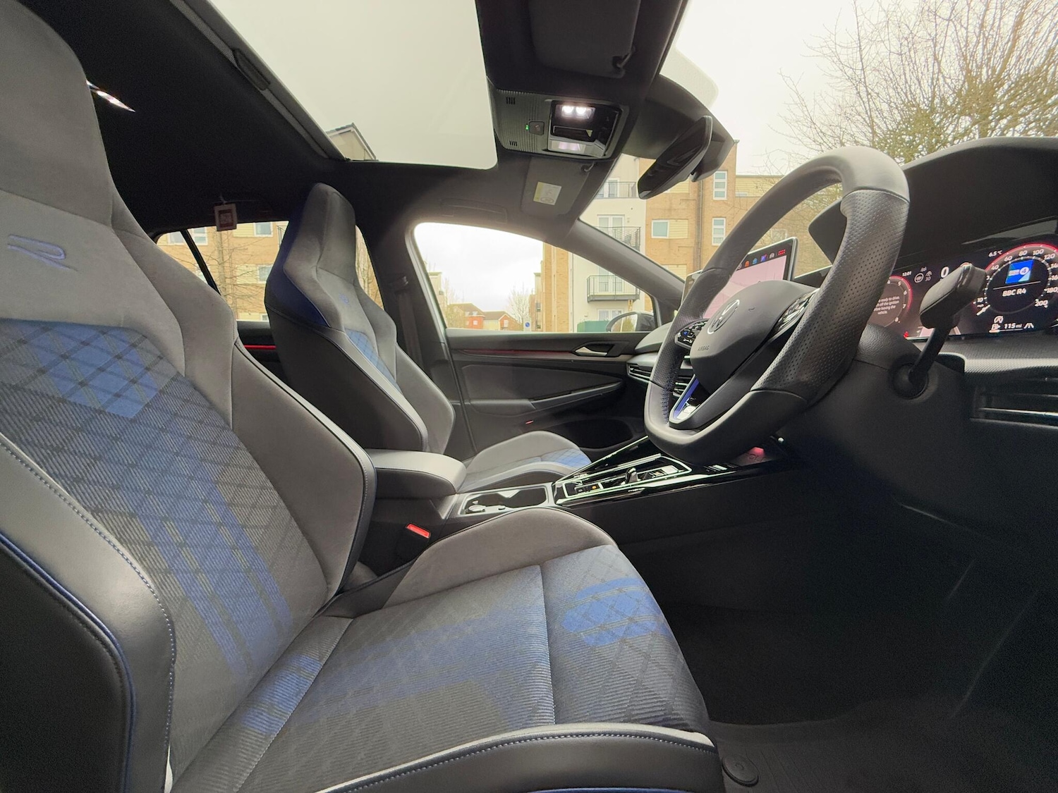 Used Volkswagen Golf 2025 for sale - 77626211: Photo 32