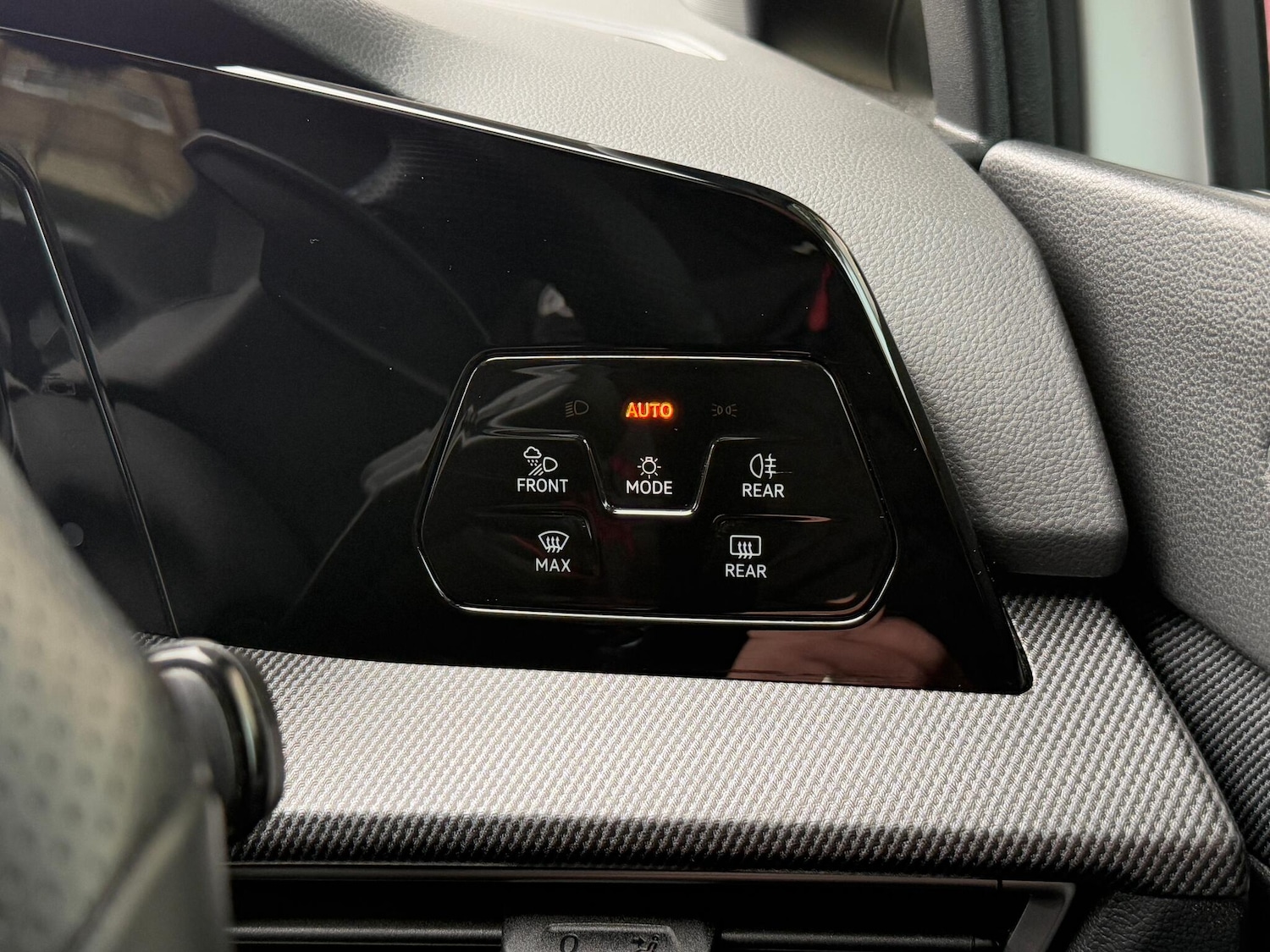 Used Volkswagen Golf 2025 for sale - 77626211: Photo 61