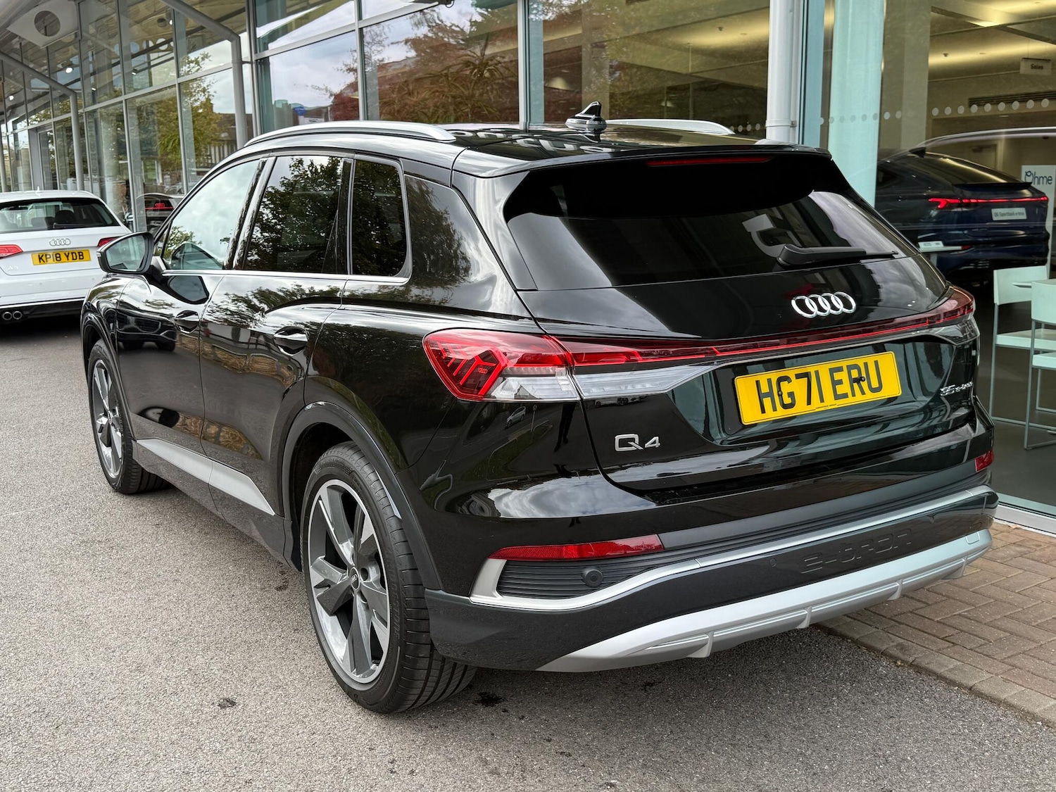 Used Audi Q4 e-tron 2021 for sale - 76314693: Photo 8