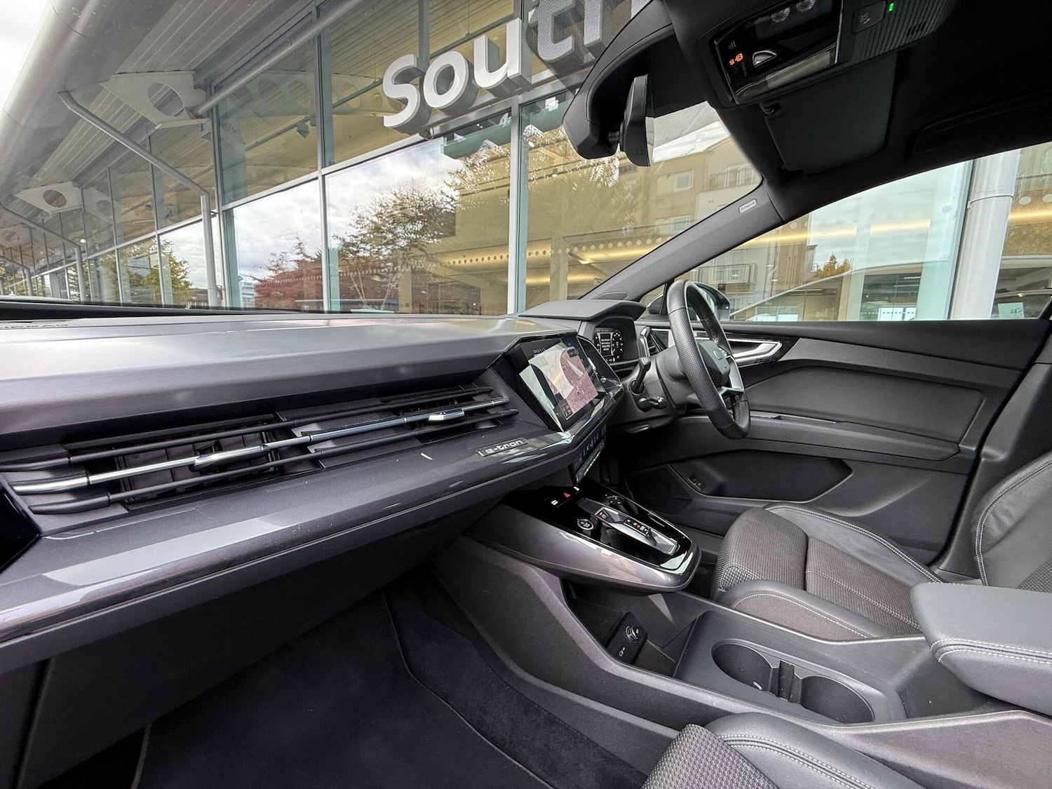 Used Audi Q4 e-tron 2021 for sale - 76314693: Photo 9