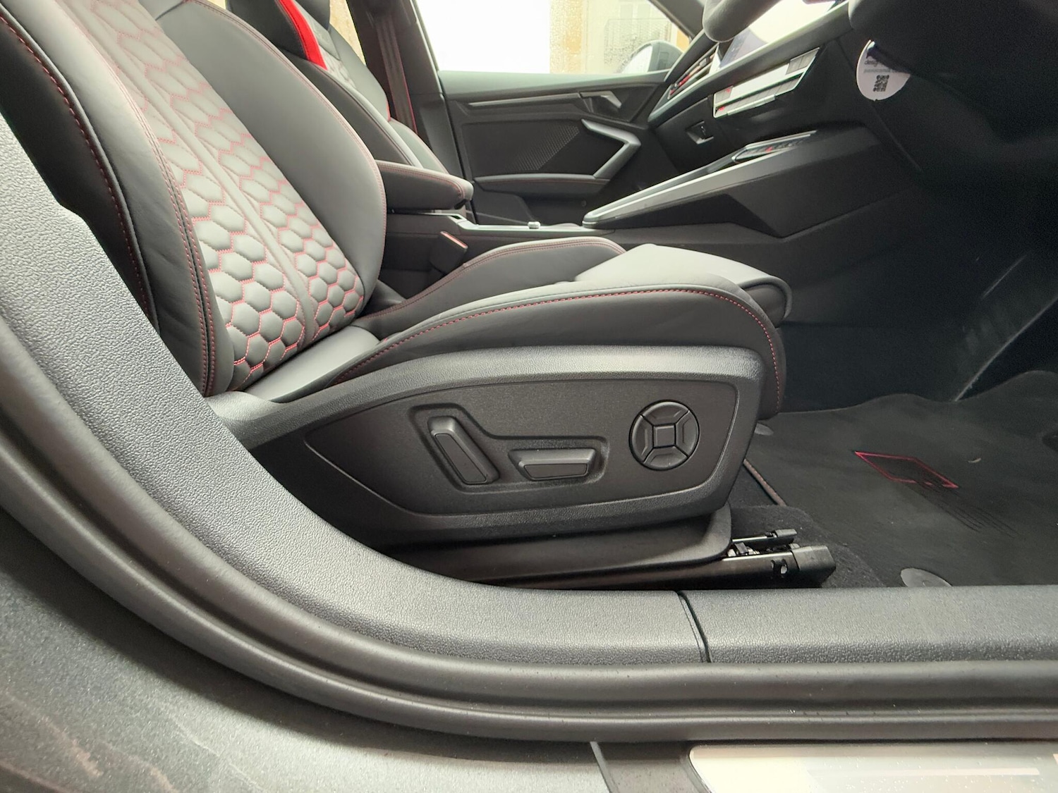 Used Audi RS3 2025 for sale - 77705170: Photo 7