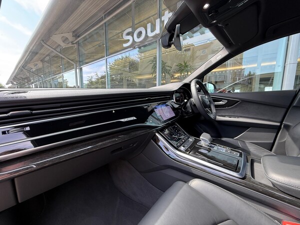 Used Audi Q7 2023 for sale - 75552512: Photo 2