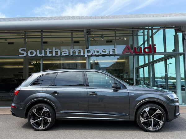 Used Audi Q7 2023 for sale - 75552512: Photo 31