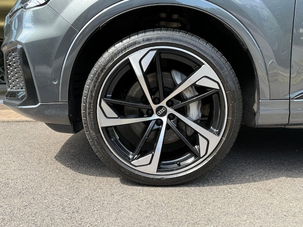 Used Audi Q7 2023 for sale - 75552512: Photo 33