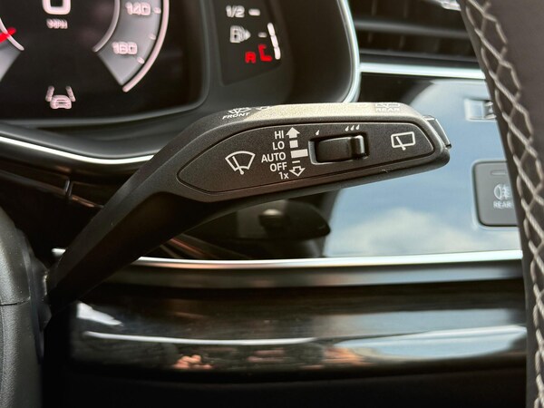 Used Audi Q7 2023 for sale - 75552512: Photo 47