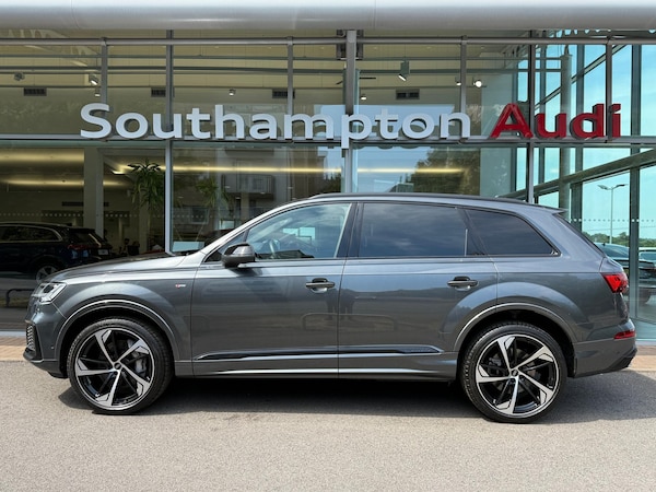 Used Audi Q7 2023 for sale - 75552512: Photo 95