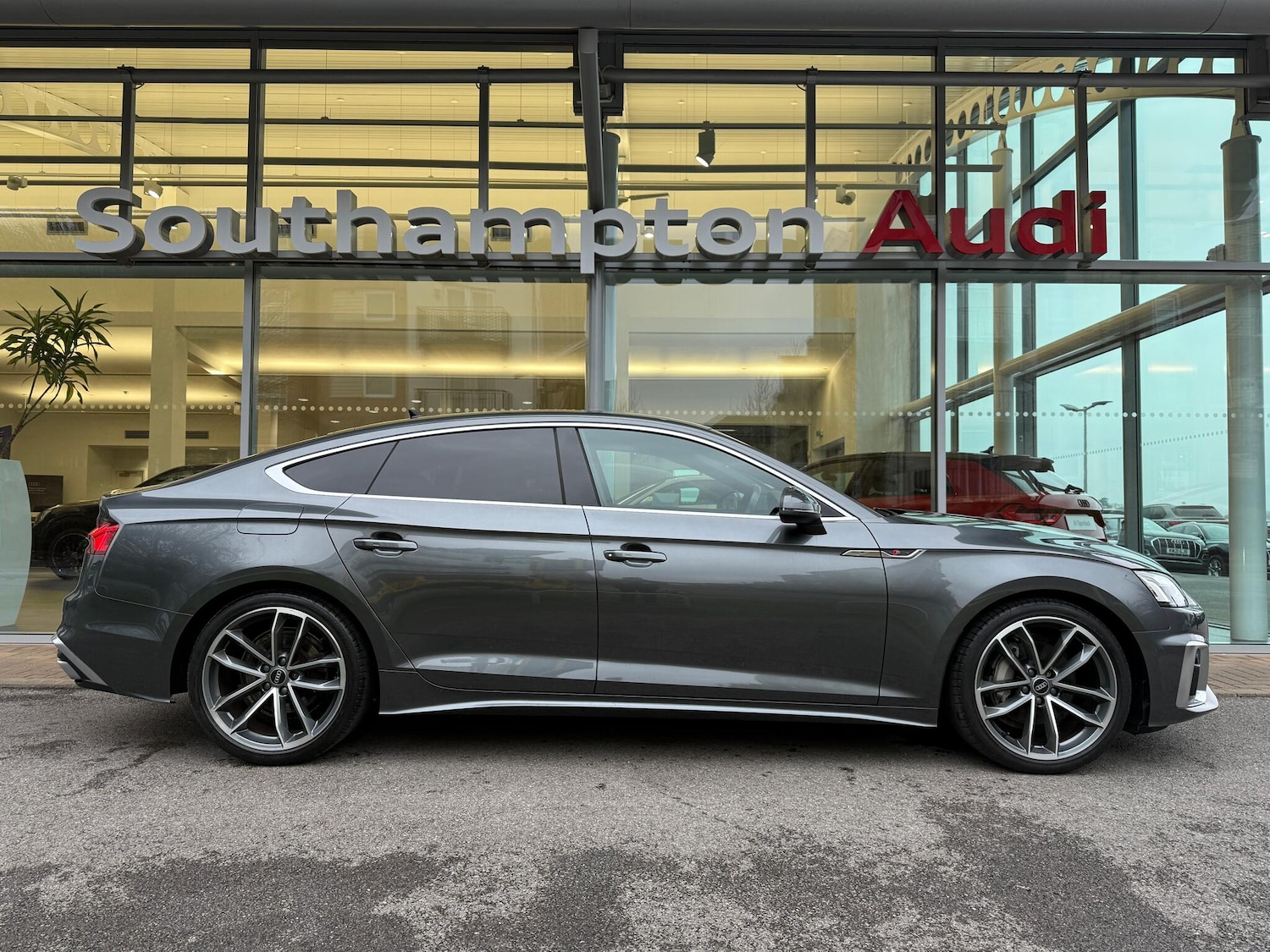 Used Audi A5 2023 for sale - 77351918: Photo 2