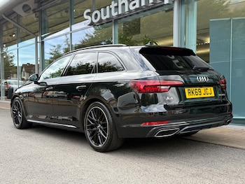 Used Audi A4 2019 for sale - 75940066: Photo