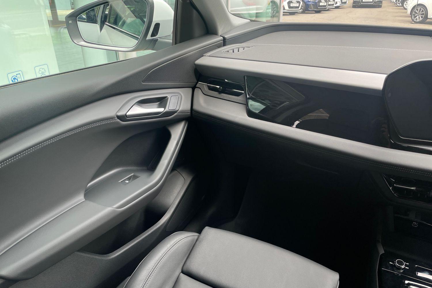 Used Audi Q6 e-tron 2025 for sale - 76389301: Photo 31