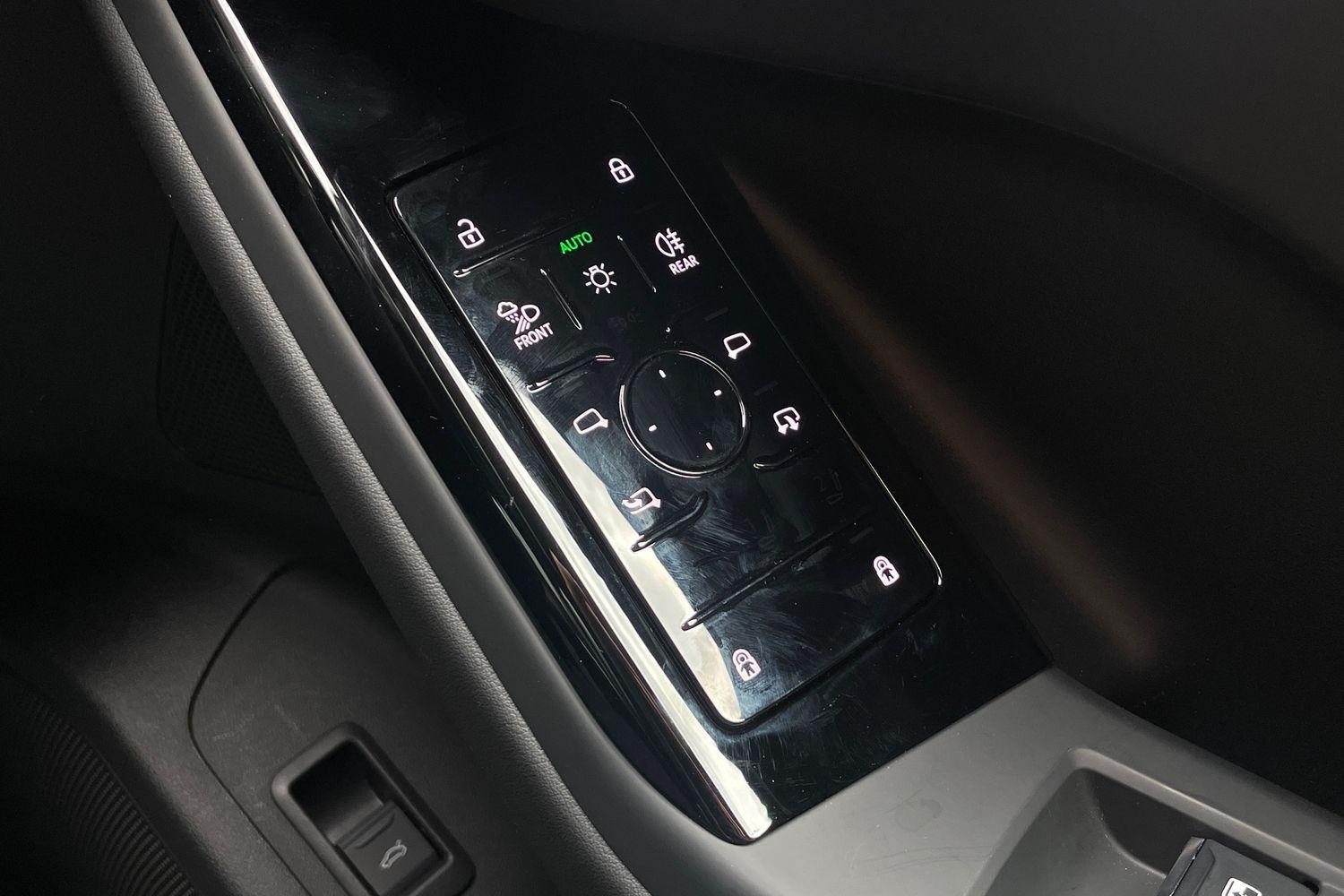 Used Audi Q6 e-tron 2025 for sale - 76389301: Photo 54