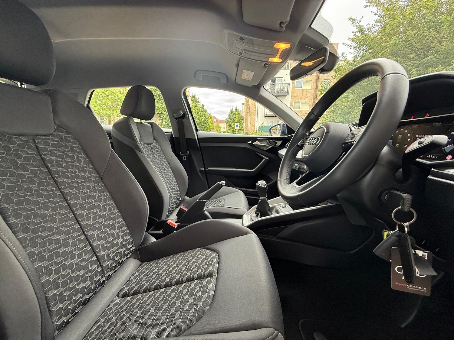 Vehicle 29