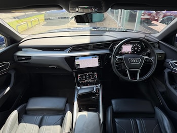 Used Audi e-tron 2021 for sale - 75858090: Photo