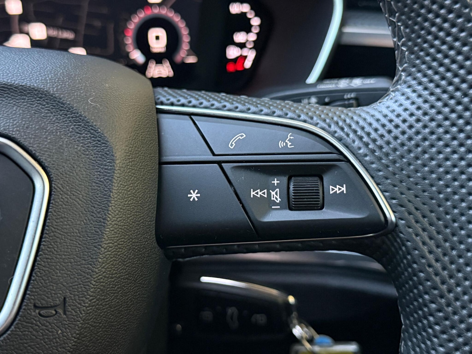 Used Audi Q3 2025 for sale - 77376800: Photo 11