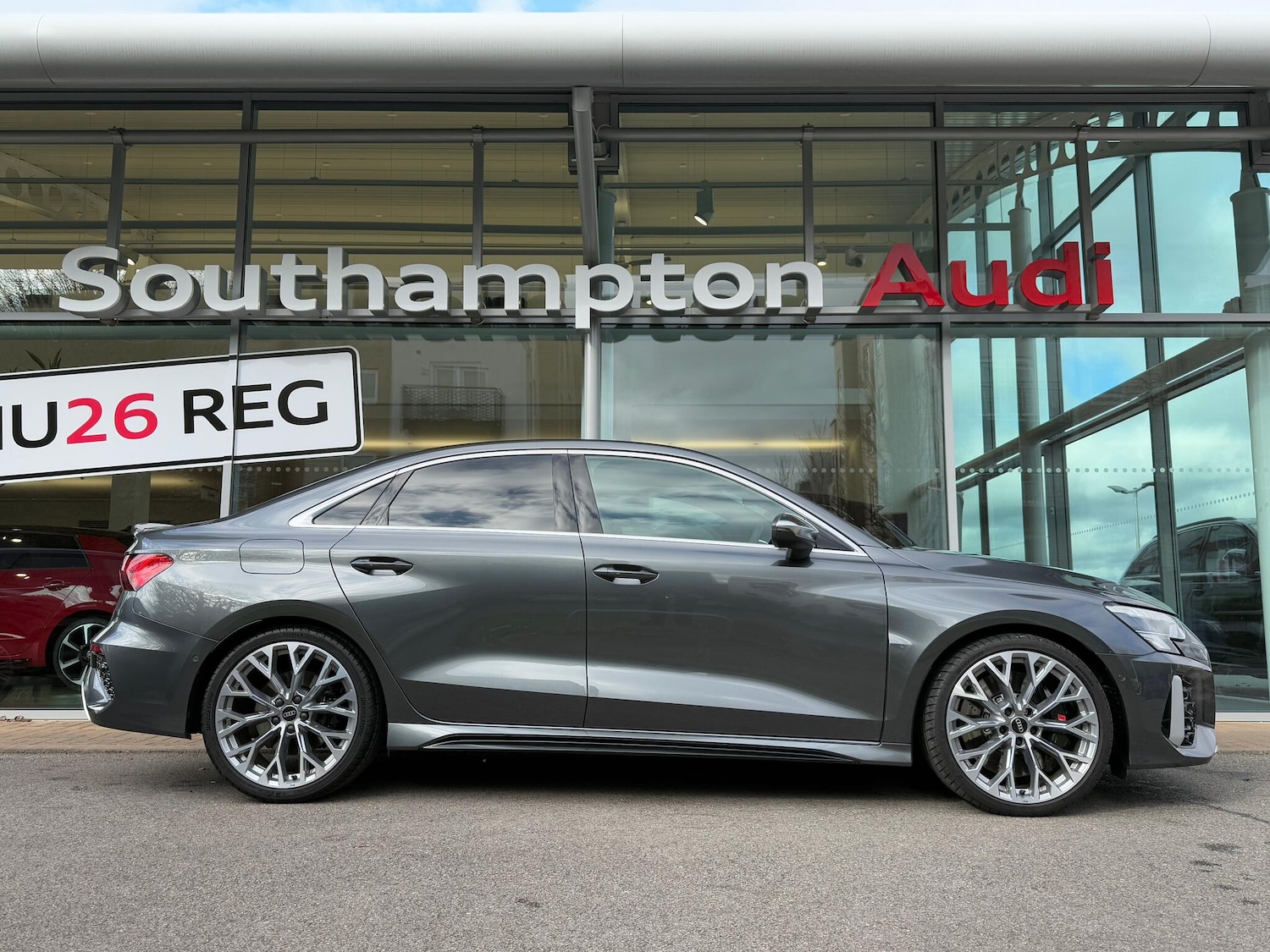 Used Audi RS3 for sale - 77670654: Photo 2