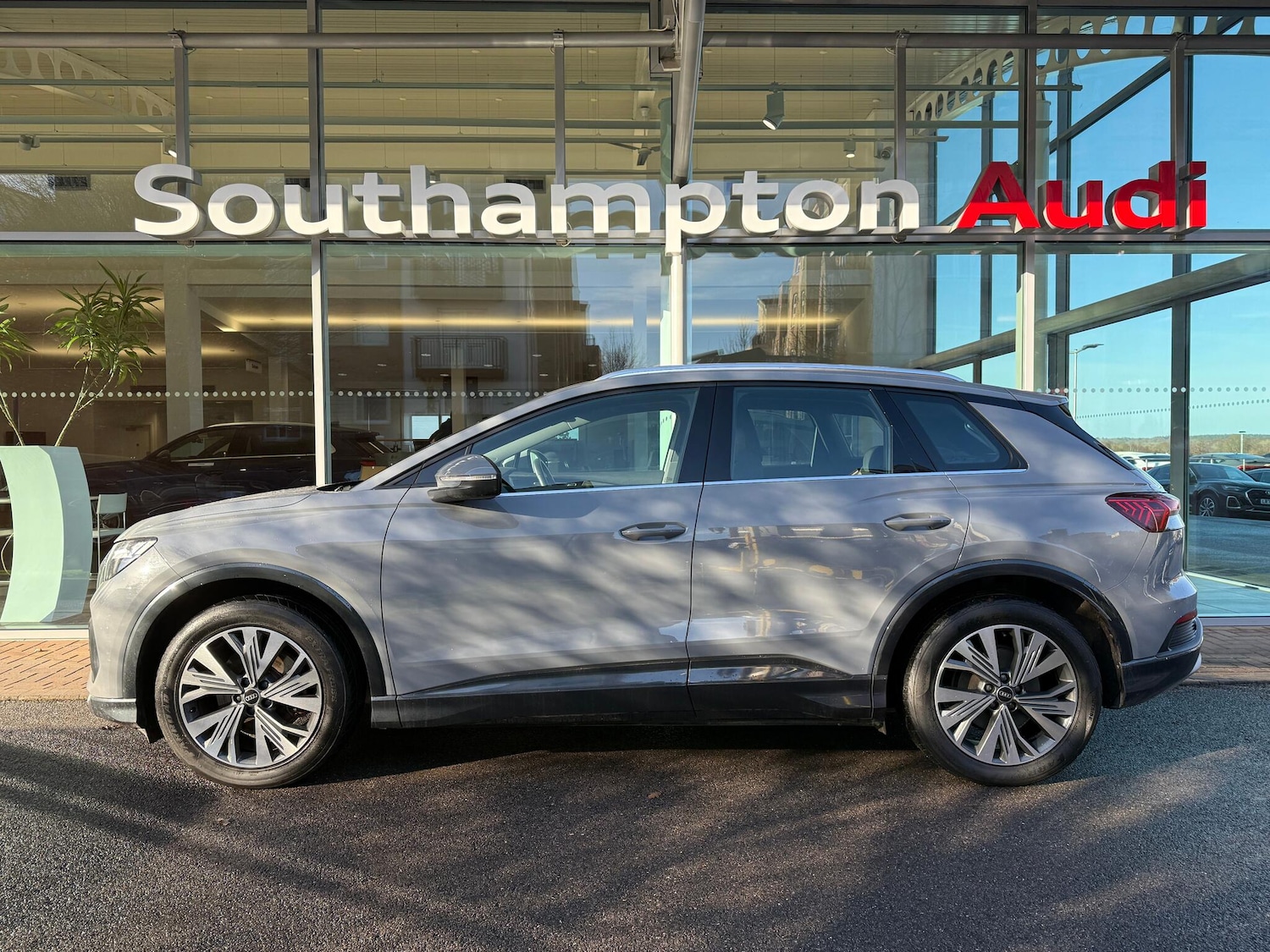 Used Audi Q4 e-tron 2022 for sale - 77131730: Photo 50