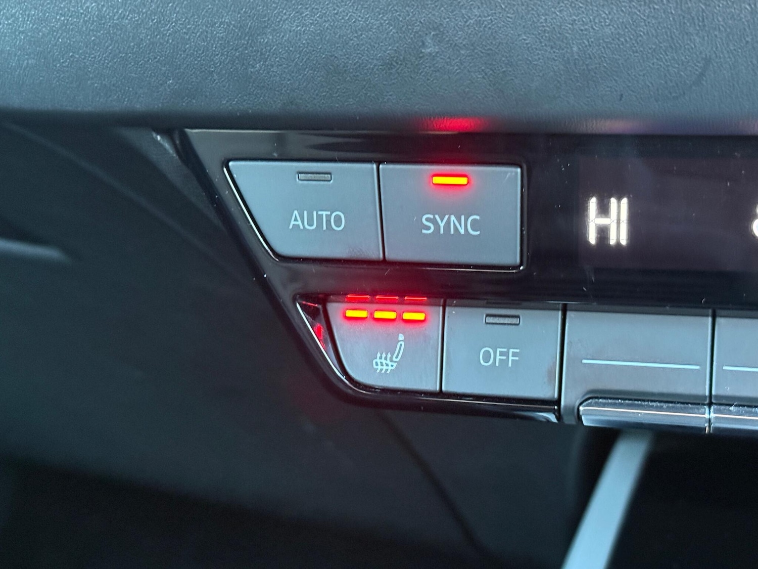 Used Audi Q4 e-tron 2022 for sale - 77131730: Photo 6