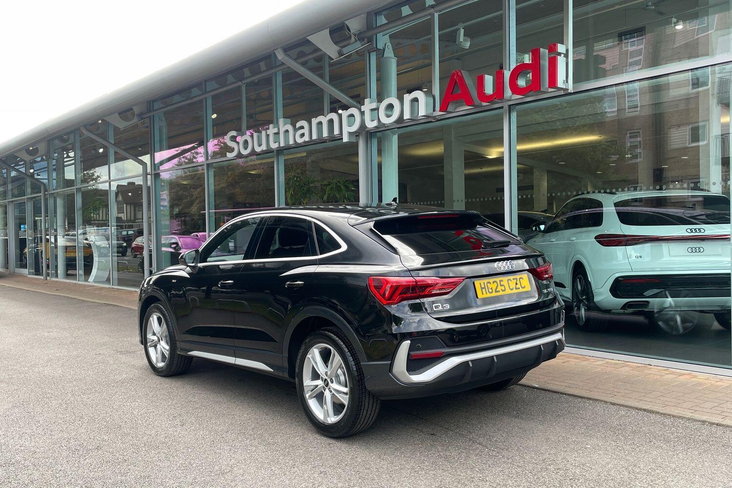 Used Audi Q3 2025 for sale - 76377948: Photo 8