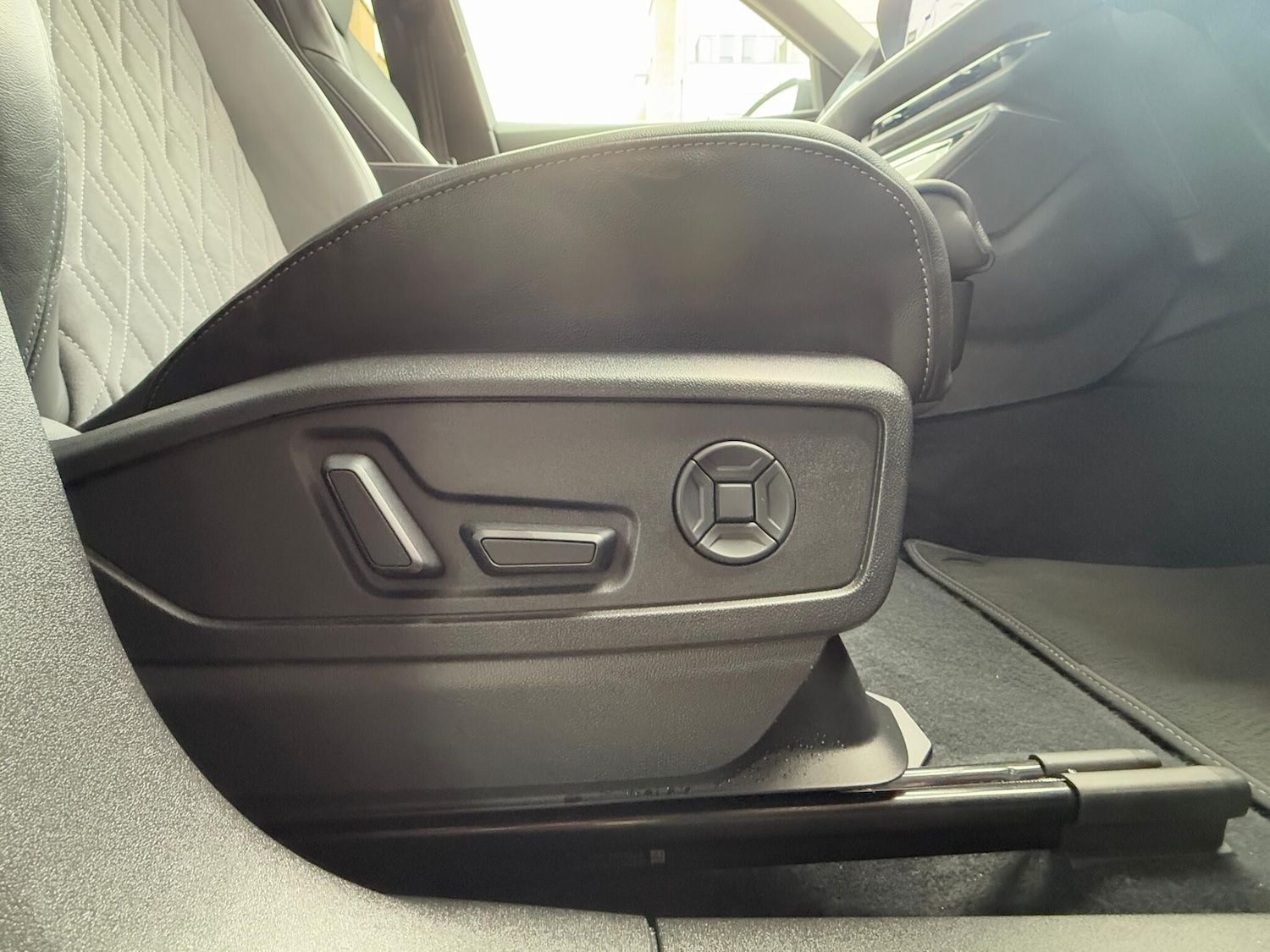 Used Audi Q5 2025 for sale - 77575092: Photo 30