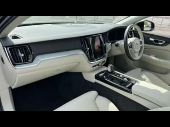Used Volvo V60 2025 for sale - 75124540: Photo