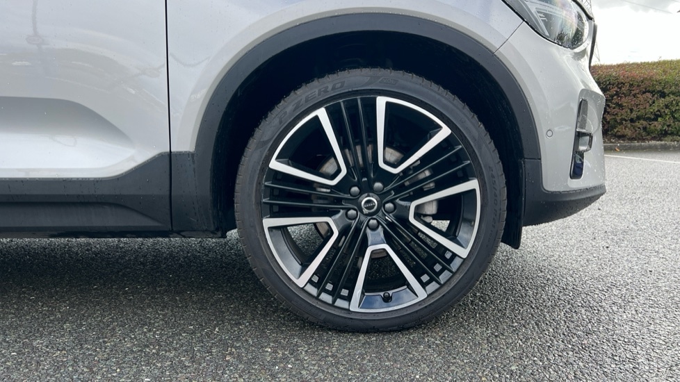 Used Volvo XC40 2024 for sale - 76539884: Photo 16