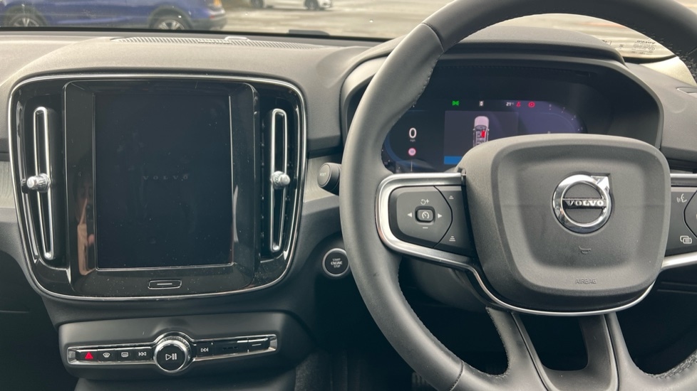 Used Volvo XC40 2024 for sale - 76539884: Photo 22