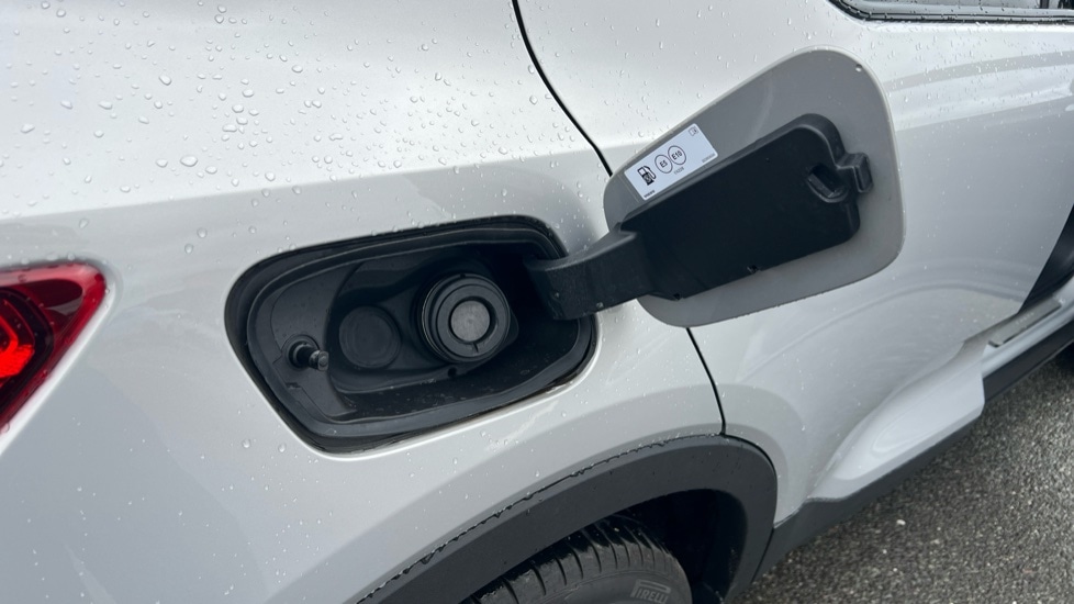 Used Volvo XC40 2024 for sale - 76539884: Photo 39