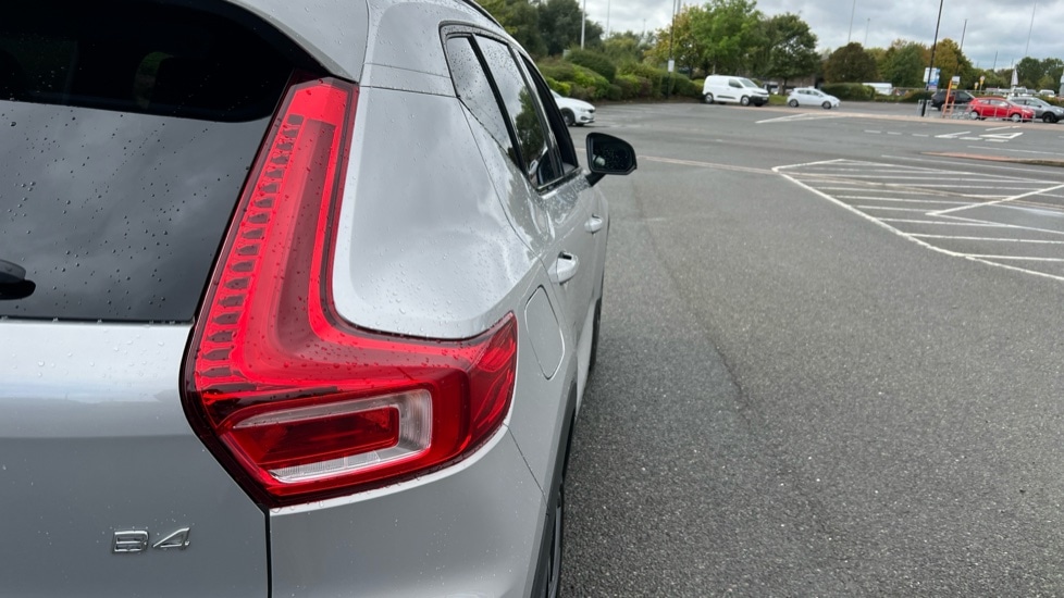 Used Volvo XC40 2024 for sale - 76539884: Photo 46