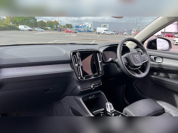 Used Volvo XC40 2024 for sale - 76539884: Photo