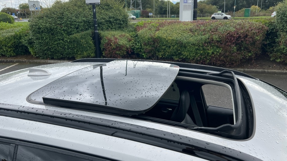 Used Volvo XC40 2024 for sale - 76539884: Photo 59