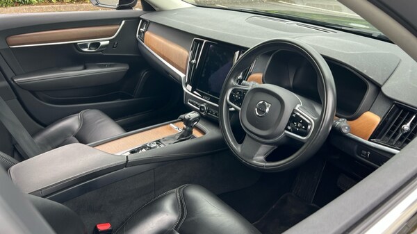 Used Volvo V90 2017 for sale - 76067141: Photo 9
