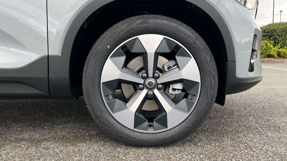 Used Volvo XC40 2025 for sale - 76393671: Photo 16