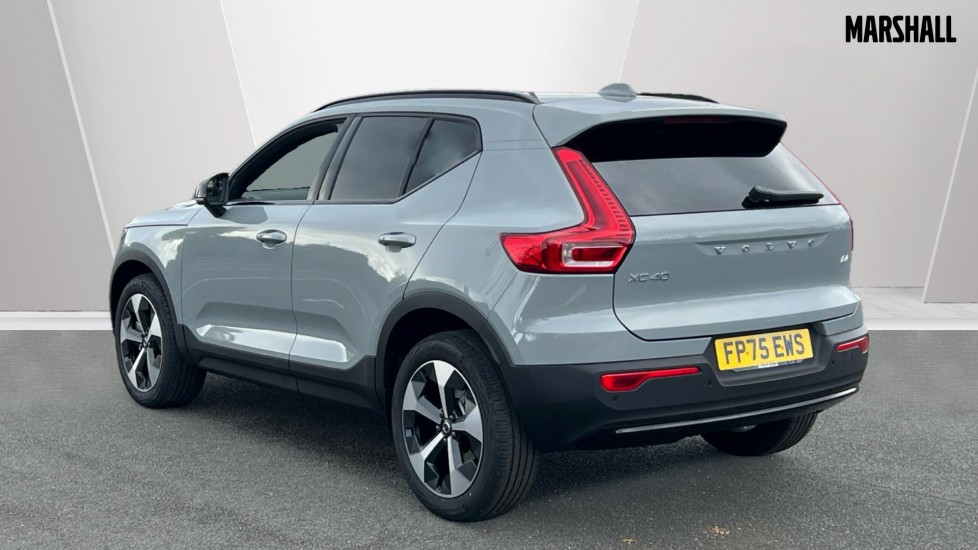Used Volvo XC40 2025 for sale - 76393671: Photo 2