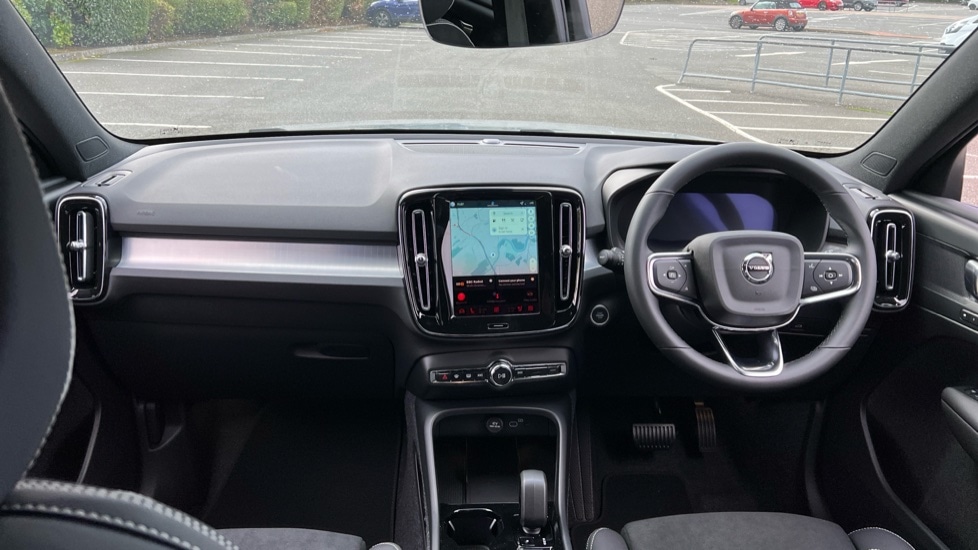 Used Volvo XC40 2025 for sale - 76393671: Photo 21