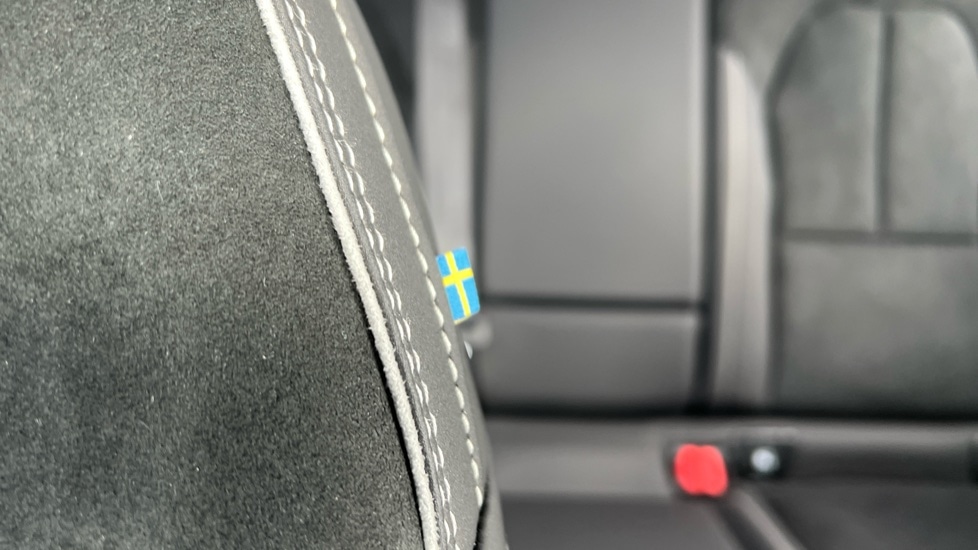 Used Volvo XC40 2025 for sale - 76393671: Photo 27