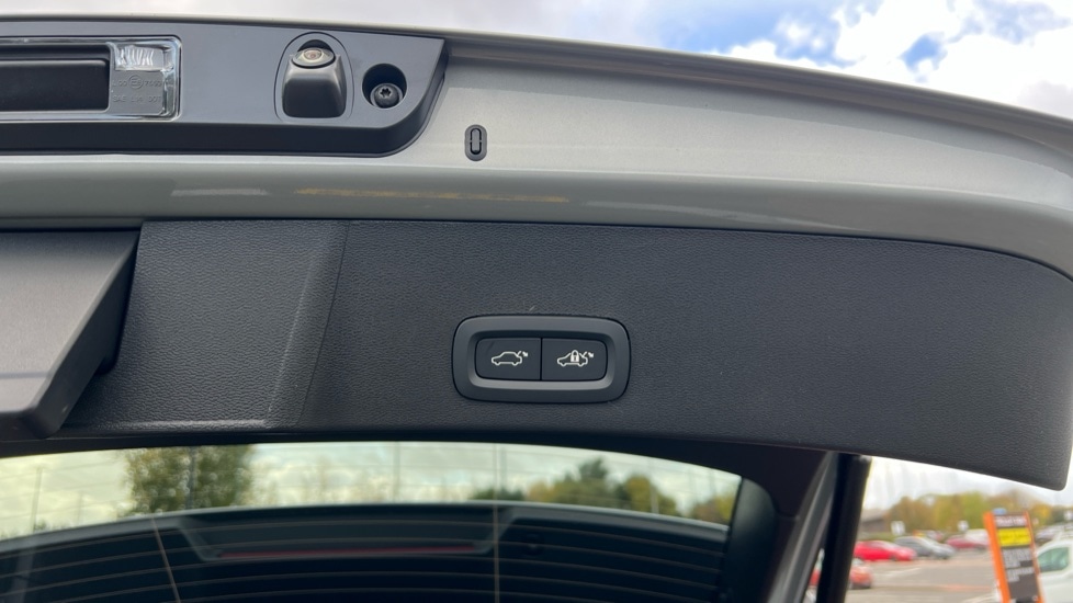 Used Volvo XC40 2025 for sale - 76393671: Photo 43