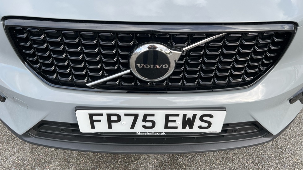 Used Volvo XC40 2025 for sale - 76393671: Photo 44