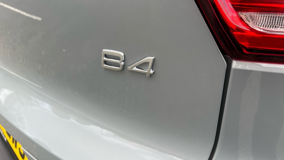 Used Volvo XC40 2025 for sale - 76393671: Photo 49