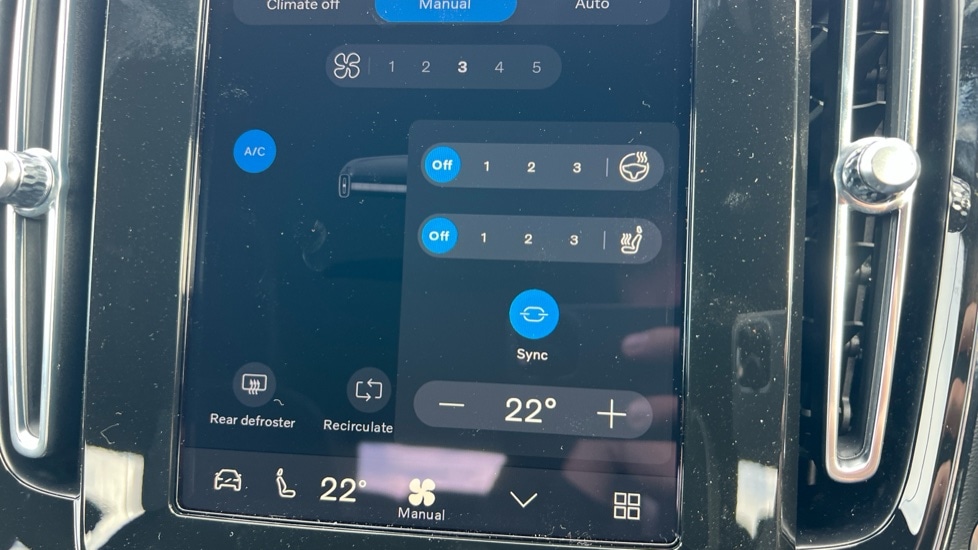 Used Volvo XC40 2025 for sale - 76393671: Photo 61