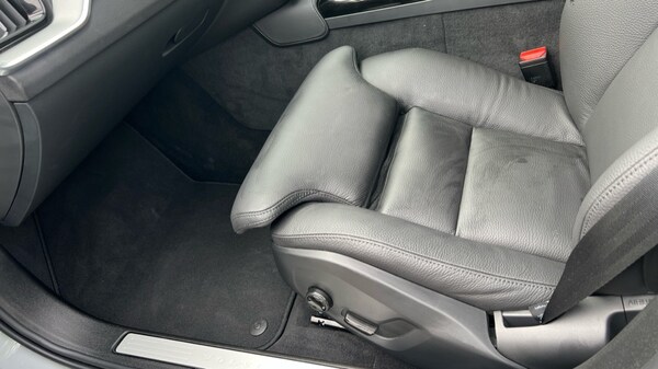 Used Volvo V60 2025 for sale - 75709979: Photo 32