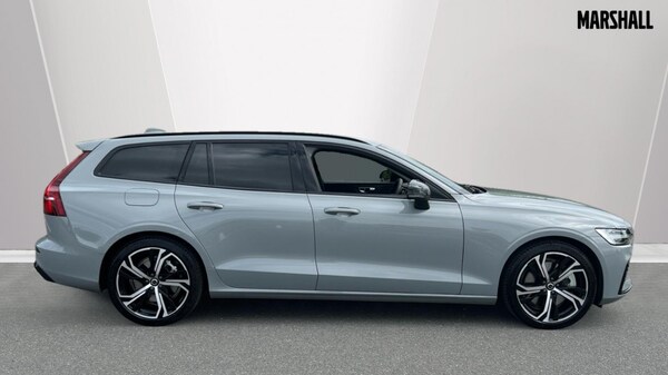 Used Volvo V60 2025 for sale - 75709979: Photo 3