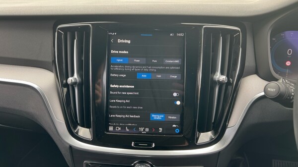 Used Volvo V60 2025 for sale - 75709979: Photo 41