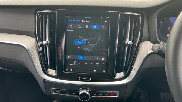 Used Volvo V60 2025 for sale - 75709979: Photo 61