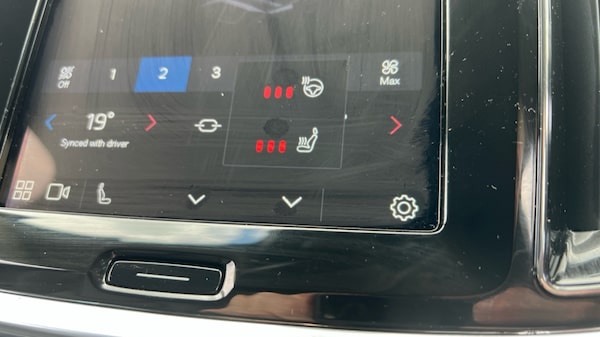 Used Volvo V60 2025 for sale - 75709979: Photo 62