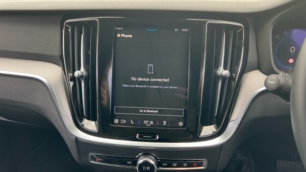 Used Volvo V60 2025 for sale - 75709979: Photo 65